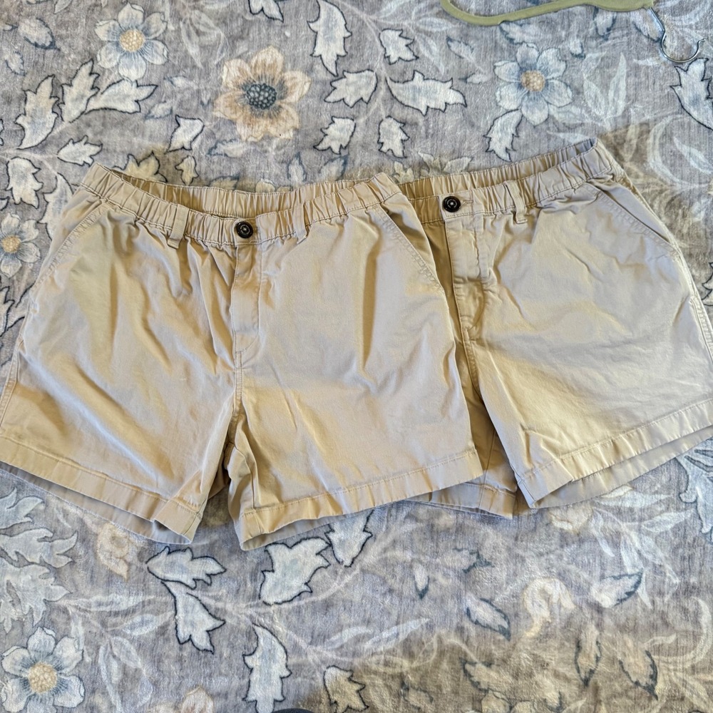 Chubbies Originals Shorts Mens Large Tan Khaki 5.5" Stretch Chino Bundle 2Pk